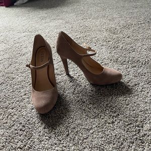 Guess Tan Heels